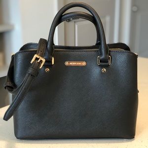 NWT Michael Kors Savannah Saffiano Leather Bag